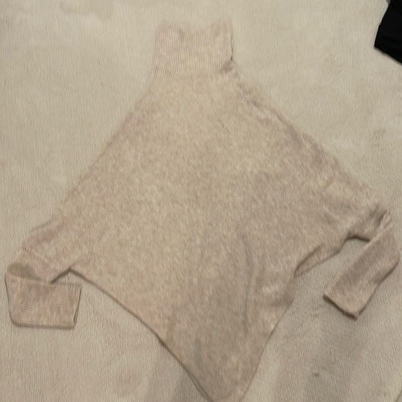 Women’s turtleneck sweater - Picture 2 of 13